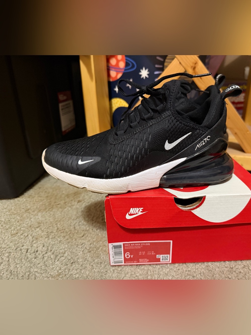 Nike Black & White Air Max 270 Sneaker